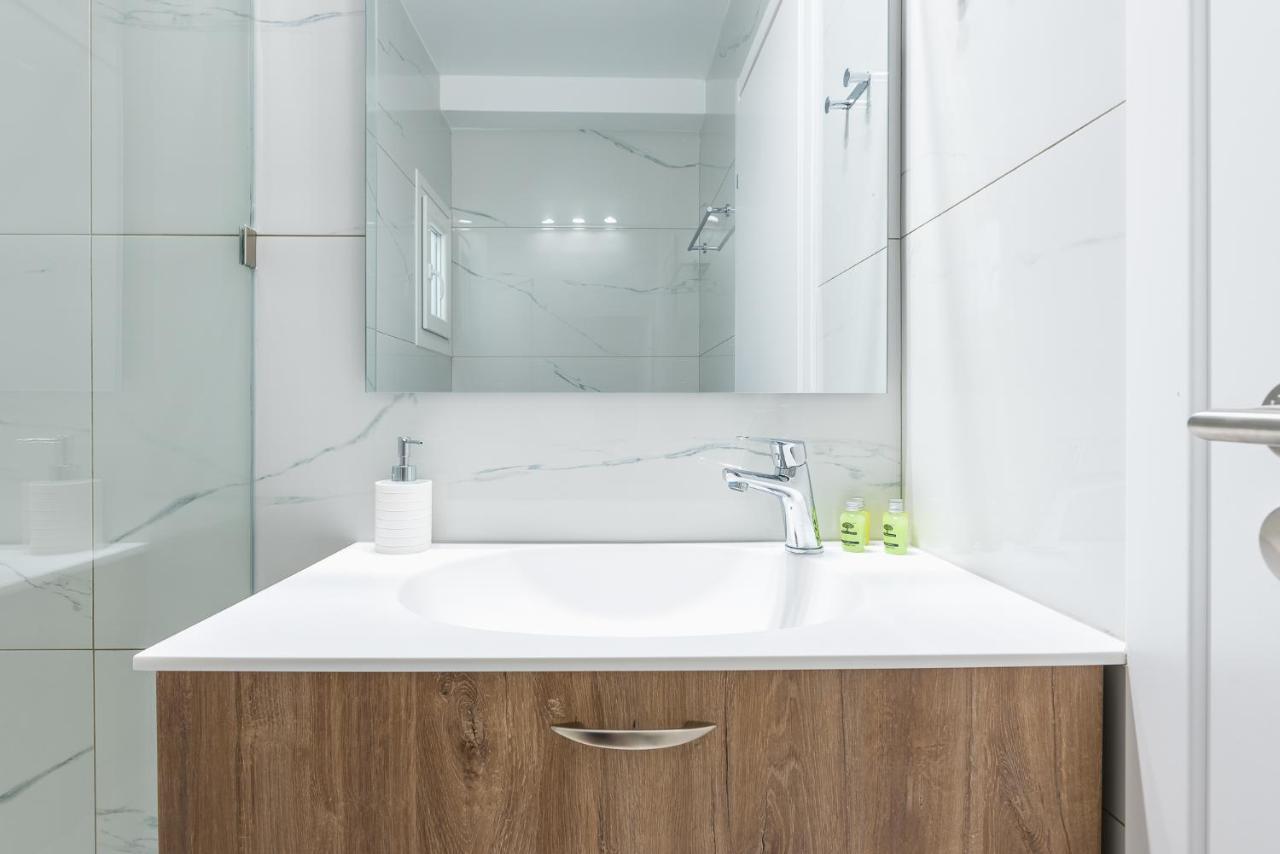 Stylish 1Br Apartment In The Heart Of Koukaki เอเธนส์ ภายนอก รูปภาพ